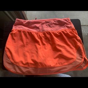 Lululemon skort size 2